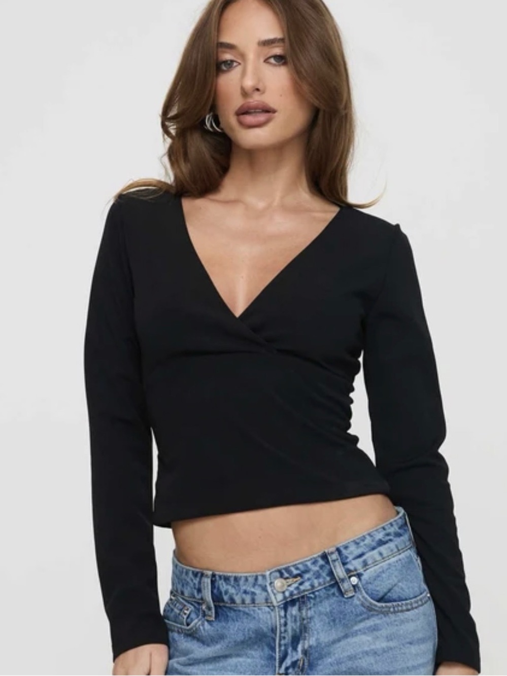 Black V-Neck Long Sleeve Top
